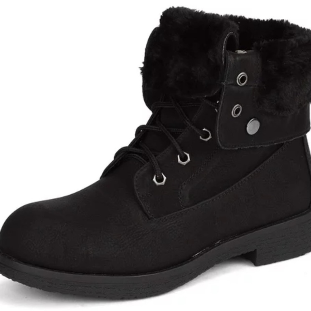 Dream Pairs Faux Fur Lined Boots - Sz 8